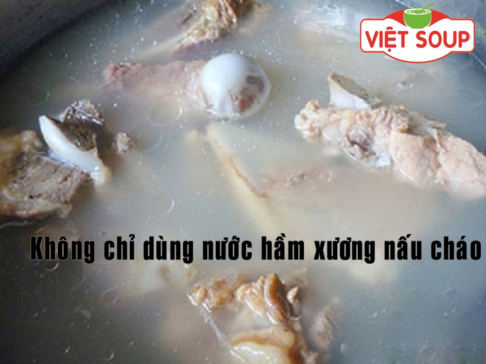 dung nuoc ham xuong nau chao
